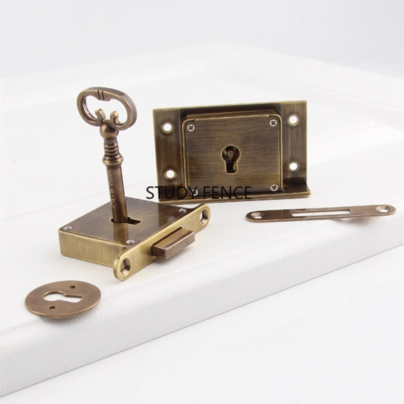 กุญแจล็อคตู้ลิ้นชักโลหะโบราณ 1 - Furniture Hardware Locks บทวิจารณ์และราคา